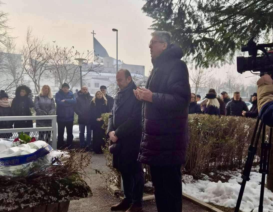 Avdić i Girt na obilježavanju 32. godišnjice ubojstva šestoro djece na Alipašinom polju