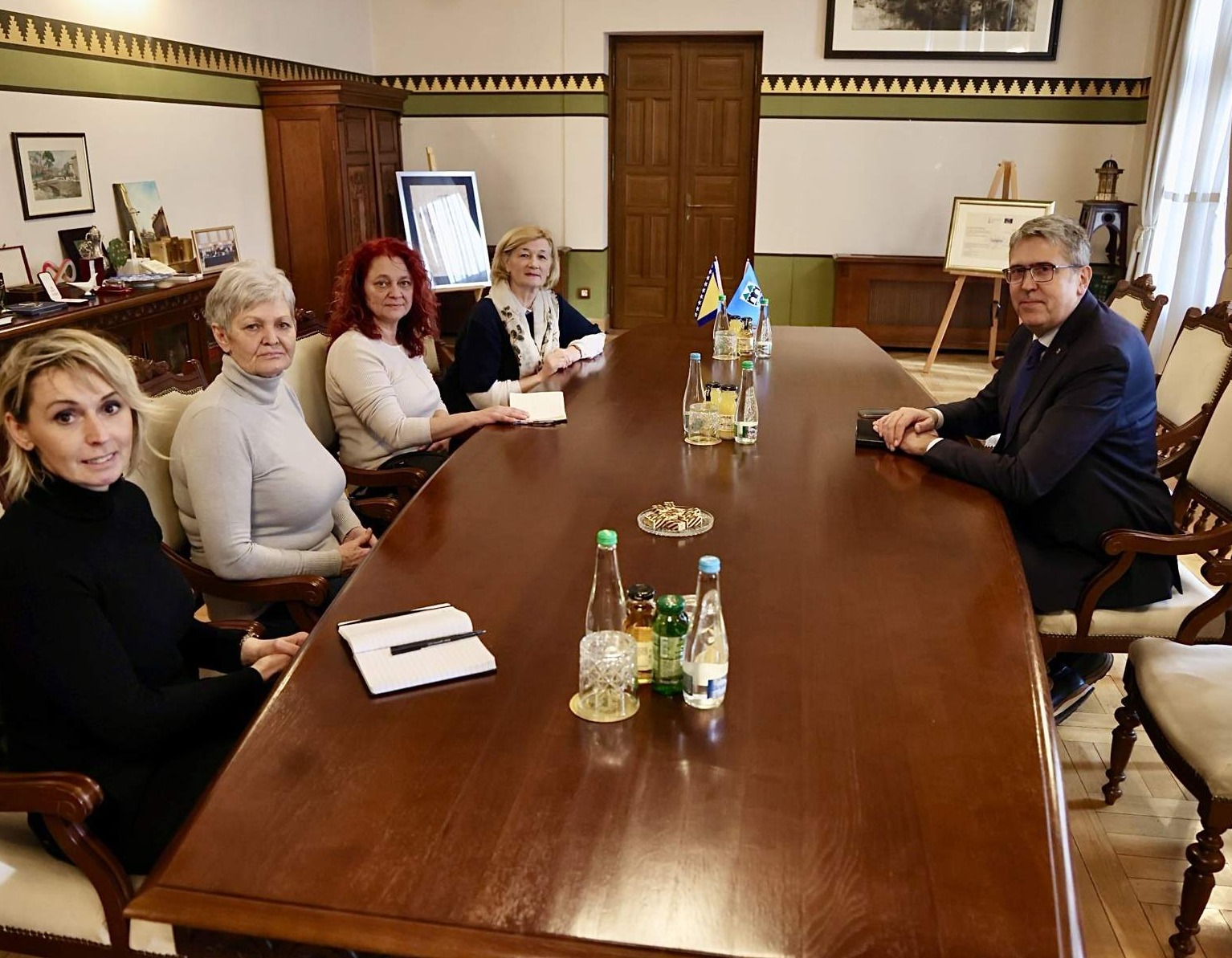 Gradonačelnik Avdić sastao se s predstavnicama Udruženja „Žena – žrtva rata“