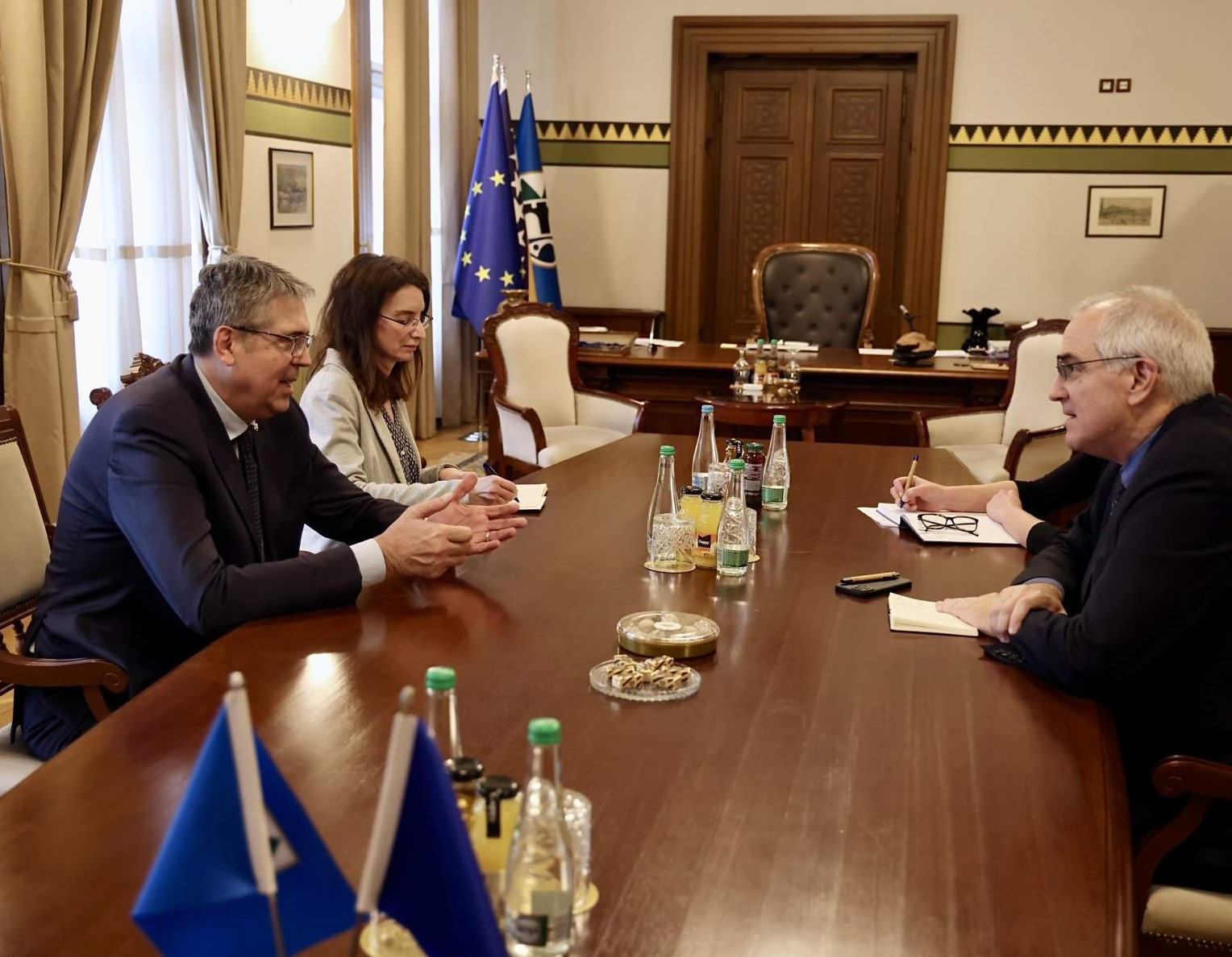 Susret gradonačelnika Avdića i šefa Misije OSCE-a u BiH, ambasadora Holtzapplea 