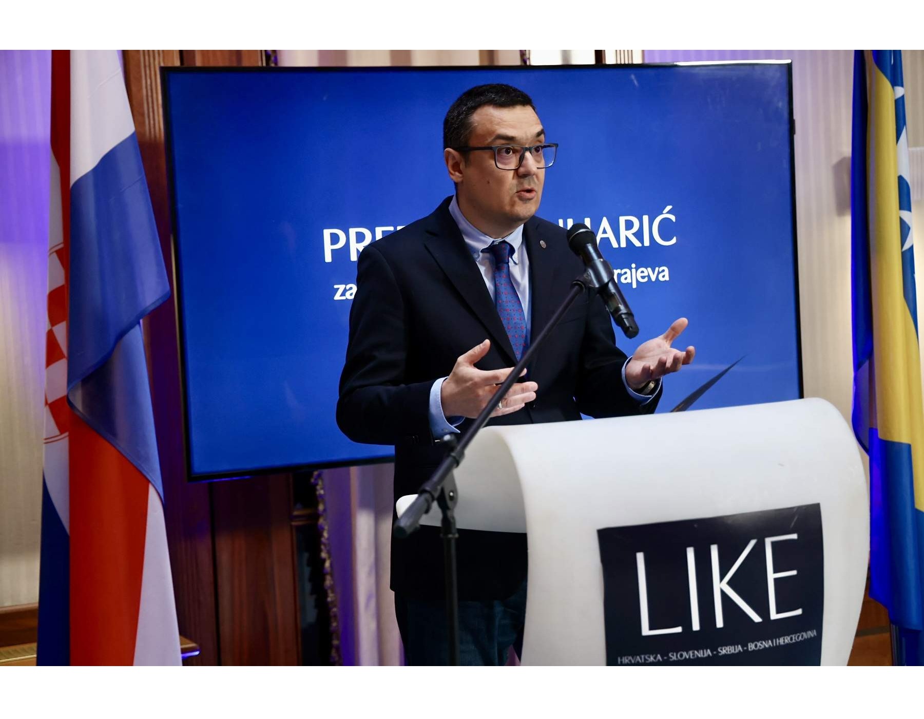 Puharić na promociji regionalnog turističkog magazina "Like"