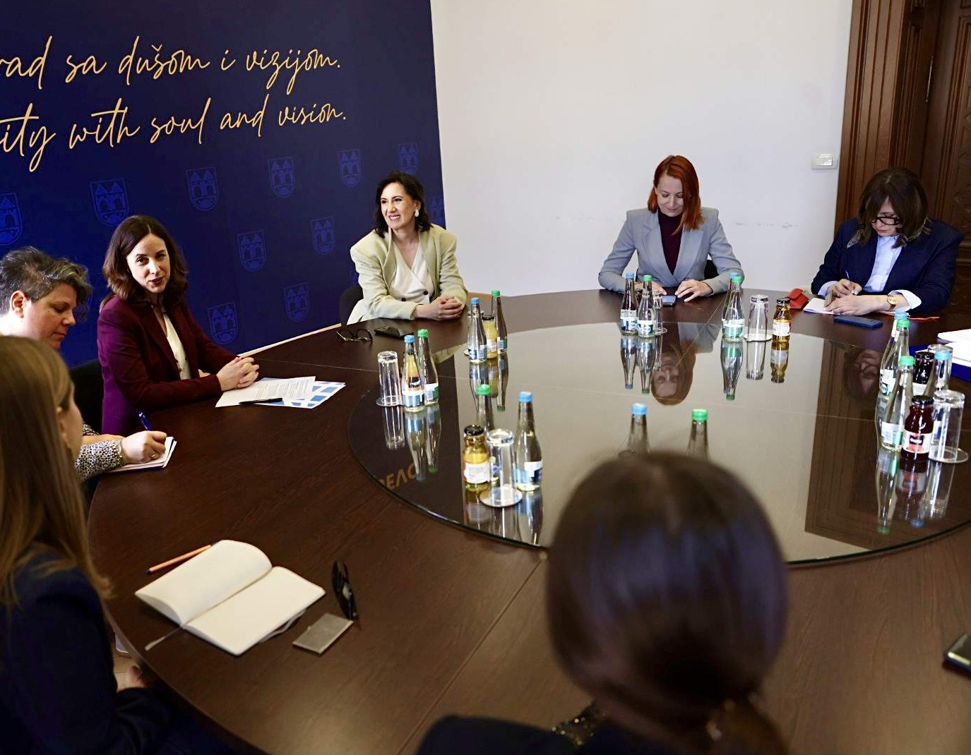 Džehverović u Vijećnici sa predstavnicama UN Women o jačanju prava žena i djece