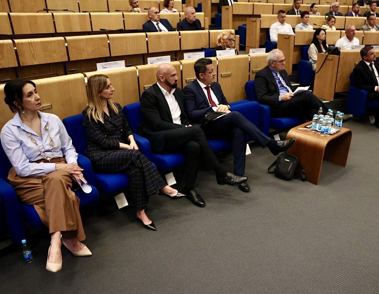 Džehverović na  sjednici o institucionalnom odgovoru na nasilje i krivična djela iz mržnje i predrasuda
