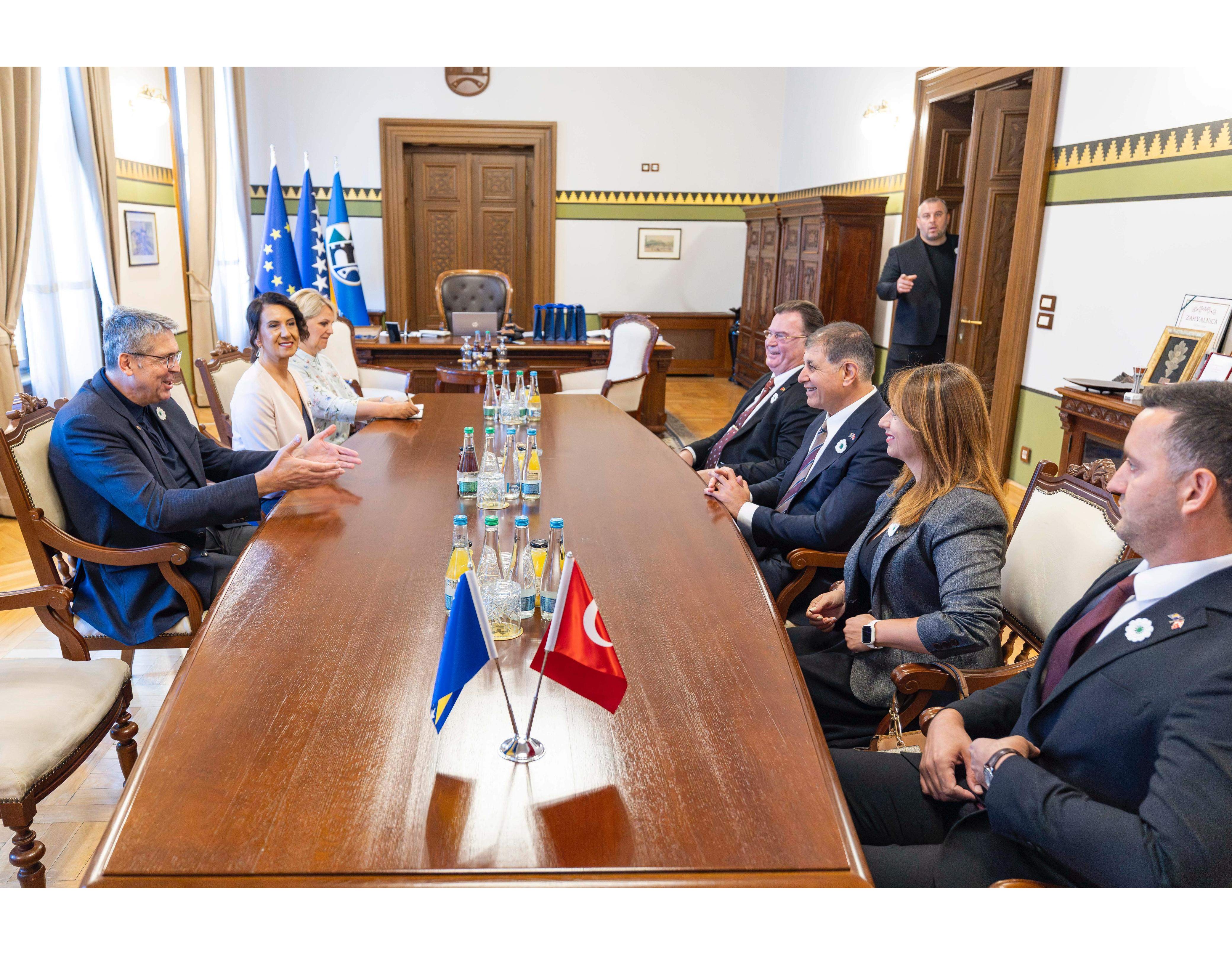 Avdić i Džehverović ugostili delegaciju Grada Izmira