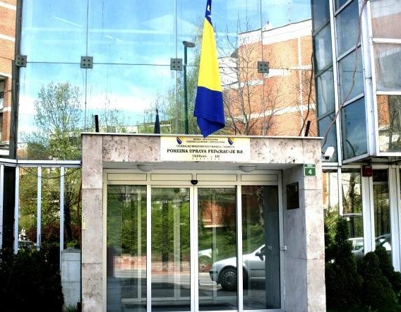 Porezni obveznici FBiH uplatili 4.361.403.458 KM javnih prihoda