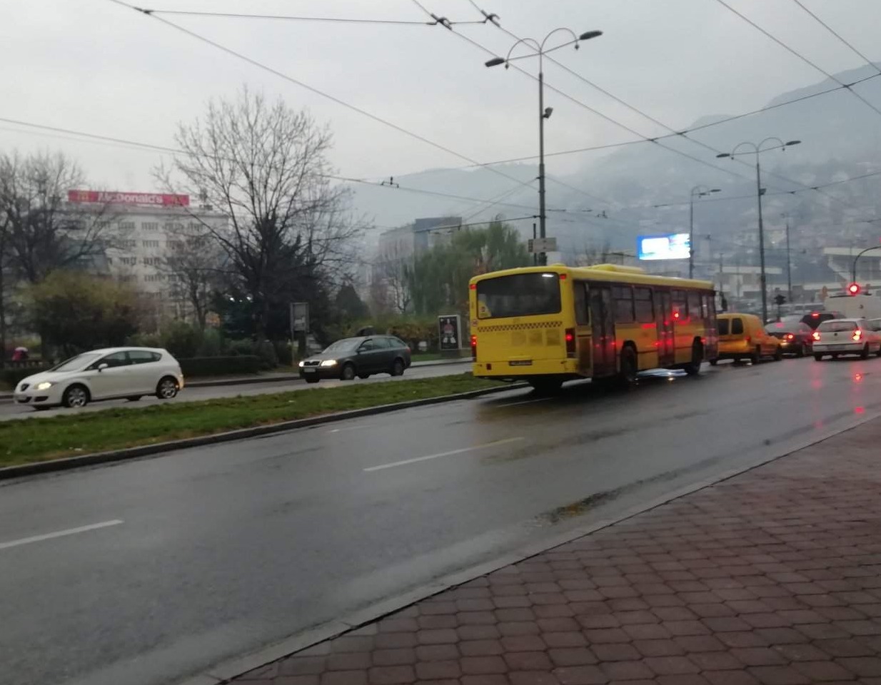 BIHAMK: Magla mjestimično smanjuje vidljivost na dionicama uz riječne tokove