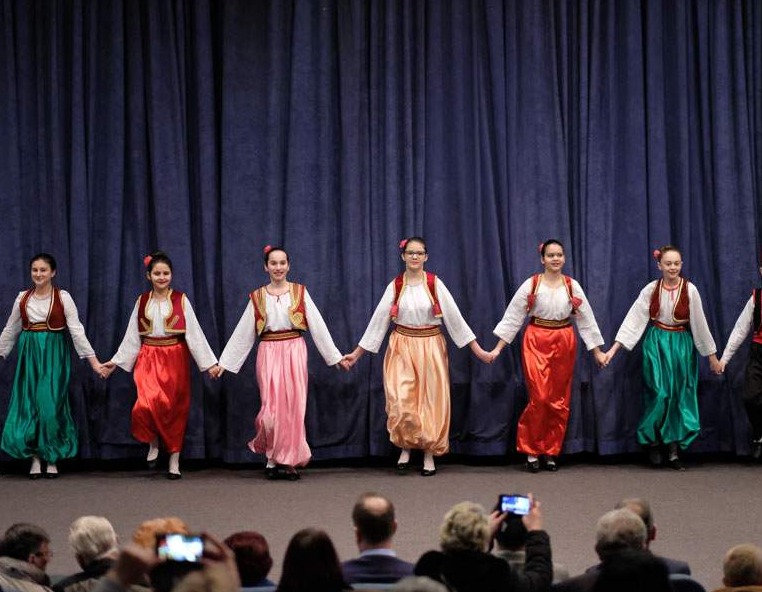Koreografijom "Bosna je ćilimom zastrta" otvoren Međunarodni festival muzike i folklora
