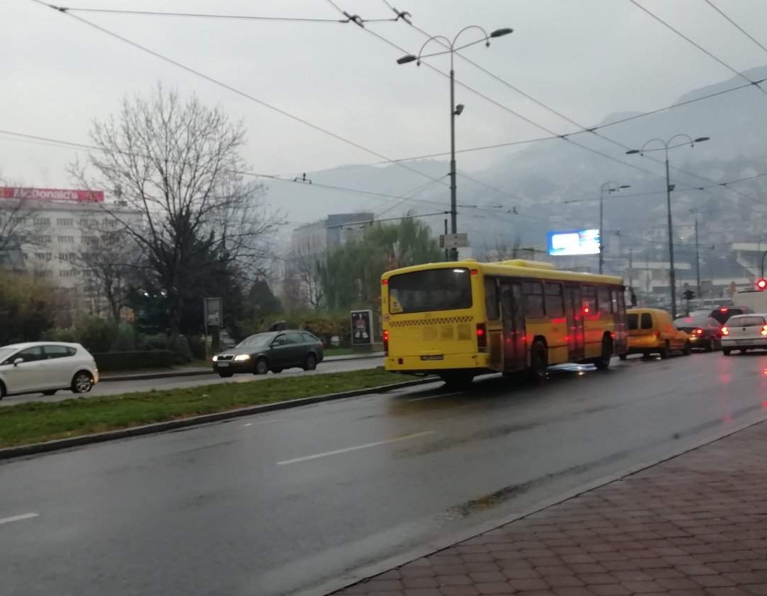 BIHAMK: Pojačan oprez zbog poledice i odrona