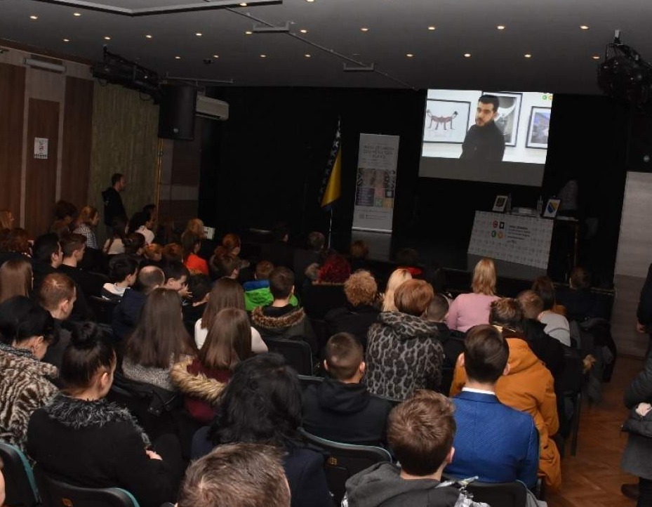 Preko 200 mladih dobilo certifikate za uspješno završene kurseve u Općini Centar