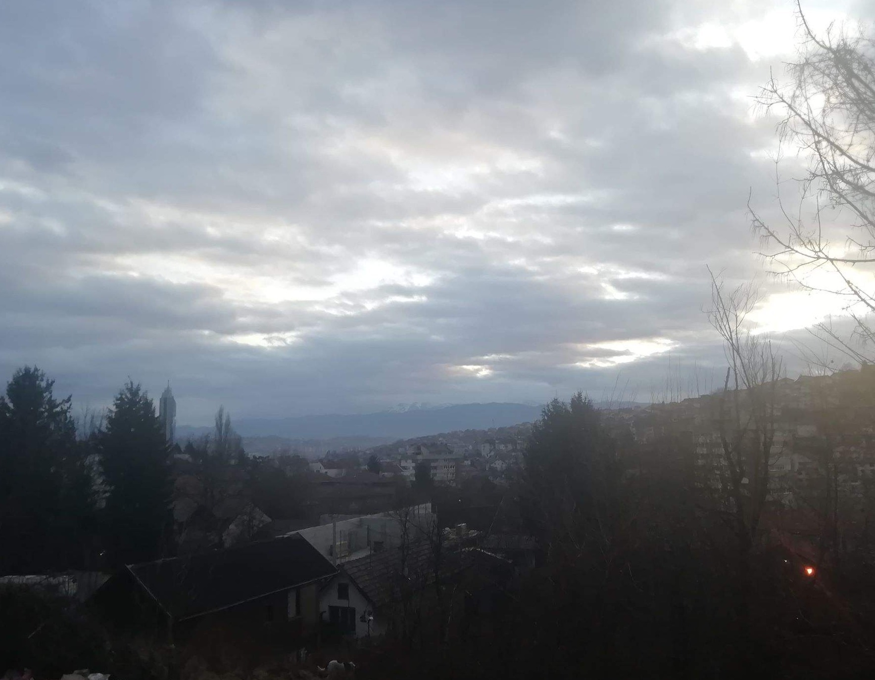 U Bosni sutra oblačno, tokom dana razvedravanje, u Hercegovini sunčano