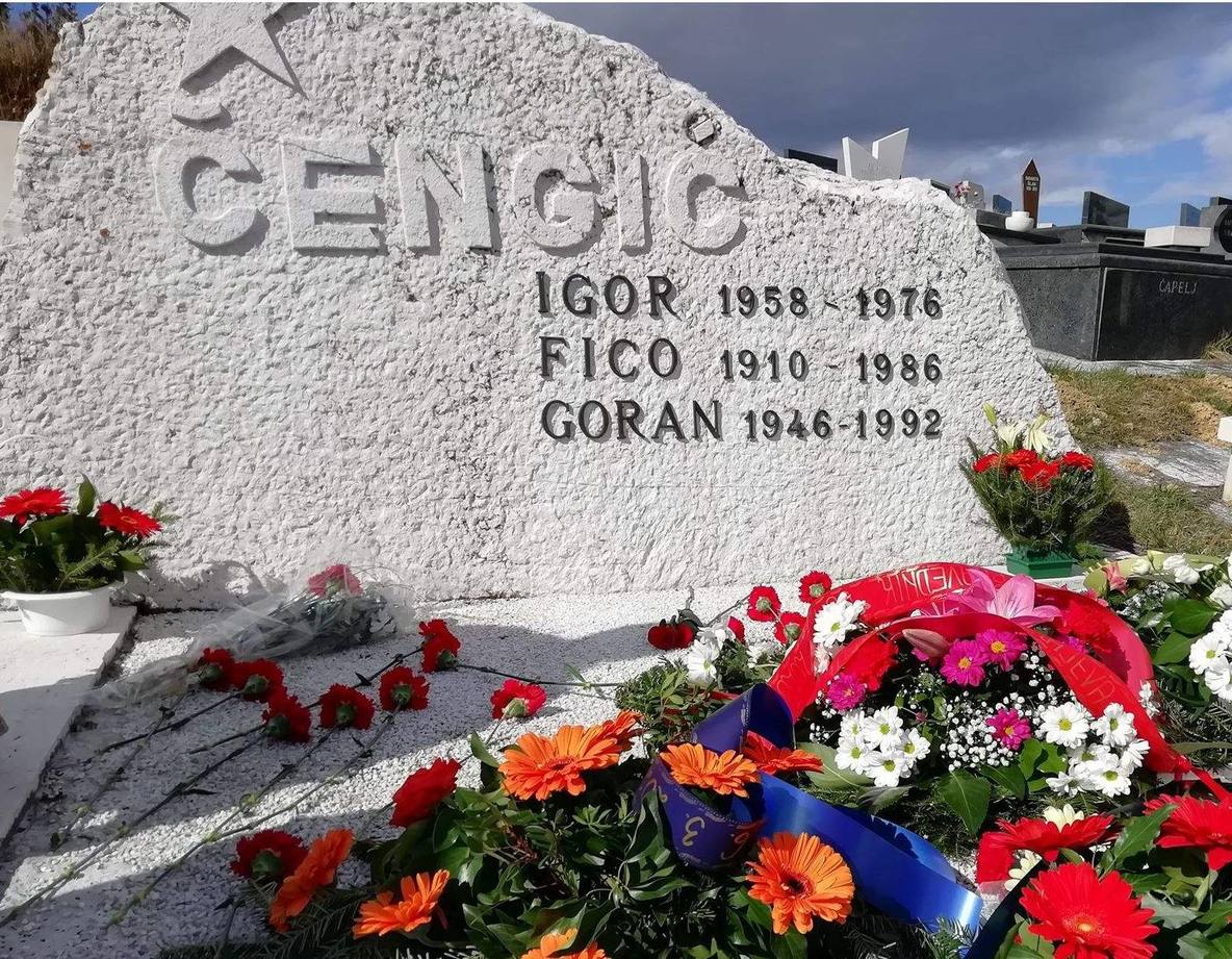 Odata počast i položeno cvijeće na grob Goranu Čengiću