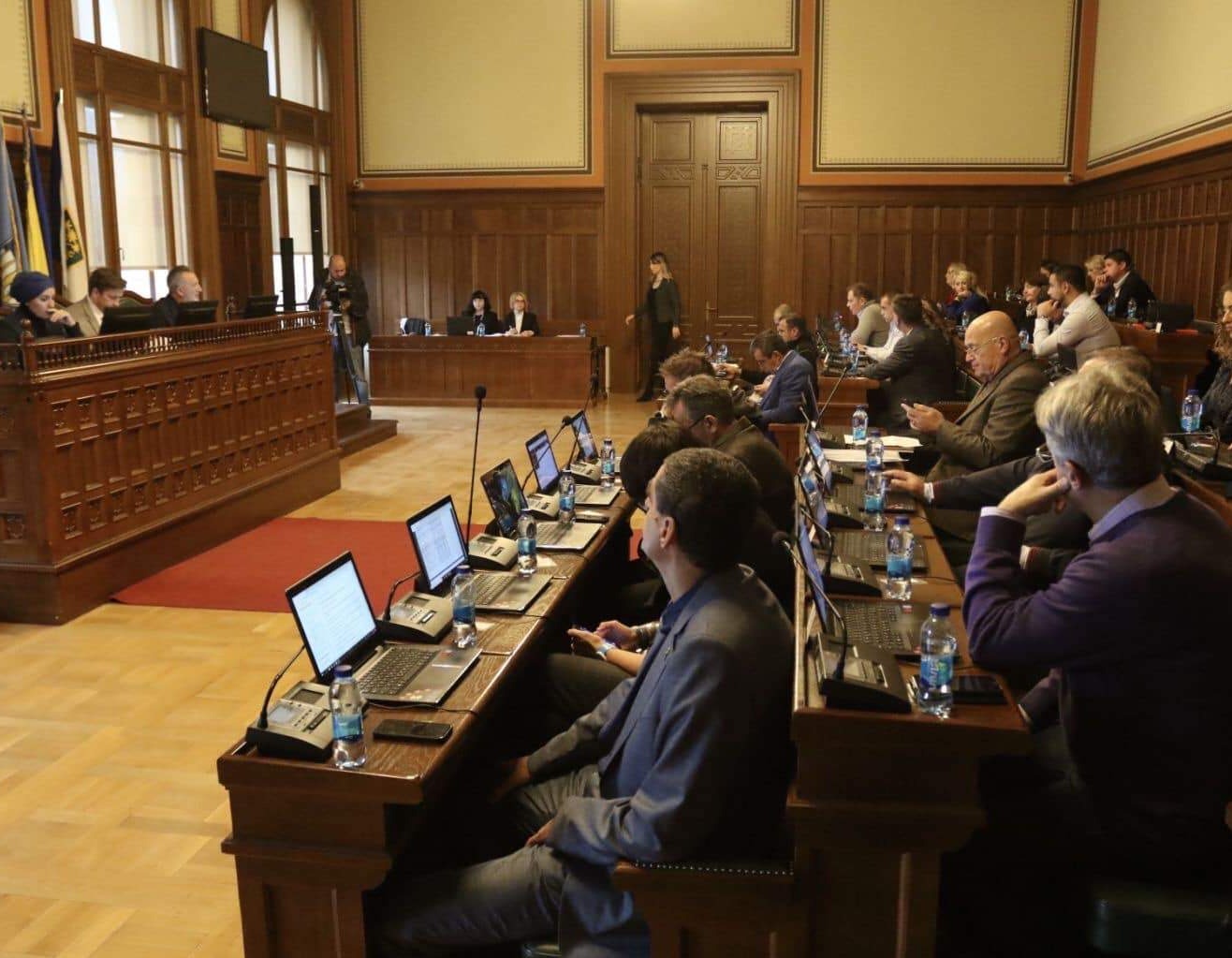 Gradsko vijeće Grada Sarajeva usvojilo odluku o dodjeli priznanja Šestoaprilske nagrade Grada Sarajeva 2020.