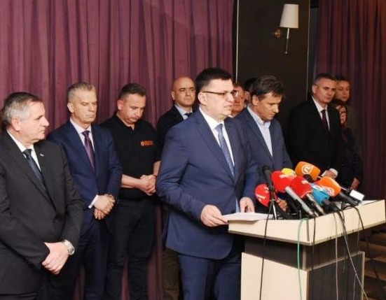 Tegeltija: Svi građani BiH koji dolaze iz inostranstva ići će u izolaciju