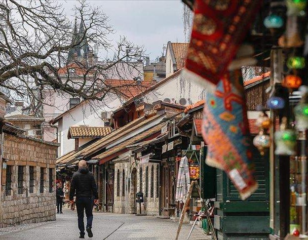 Mjera predostrožnosti od koronavirusa: Puste sarajevske ulice
