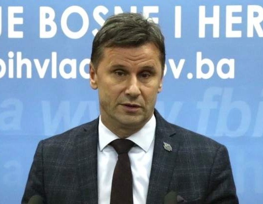 Vlada FBiH: Zdravstvenim ustanovama za borbu protiv koronavirusa 30 miliona KM