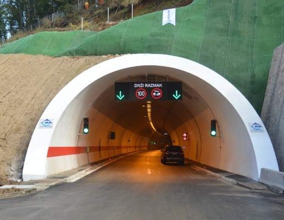 Apel vozačima: Radi zaštite od koronavirusa putujte samo u nužnim situacijama