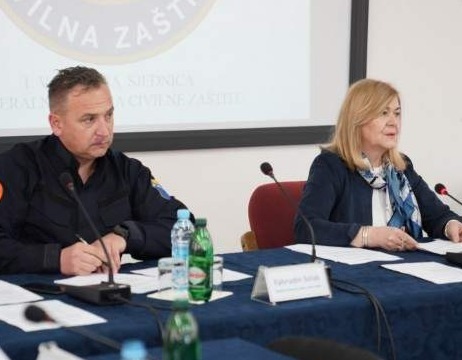 Od sutra navečer: Federalni štab civilne zaštite uvodi pocijski sat u period od 5 ujutro do 18 sati!