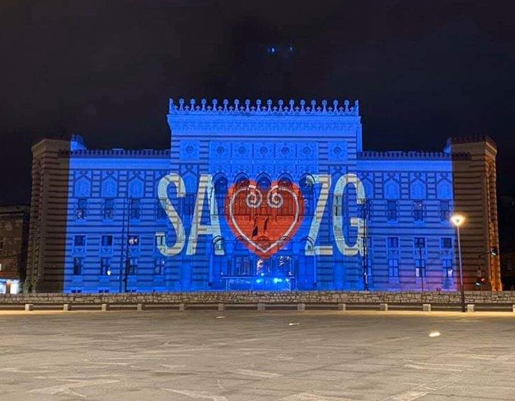 Snažna poruka podrške Zagrebu svjetlima na sarajevskoj Vijećnici