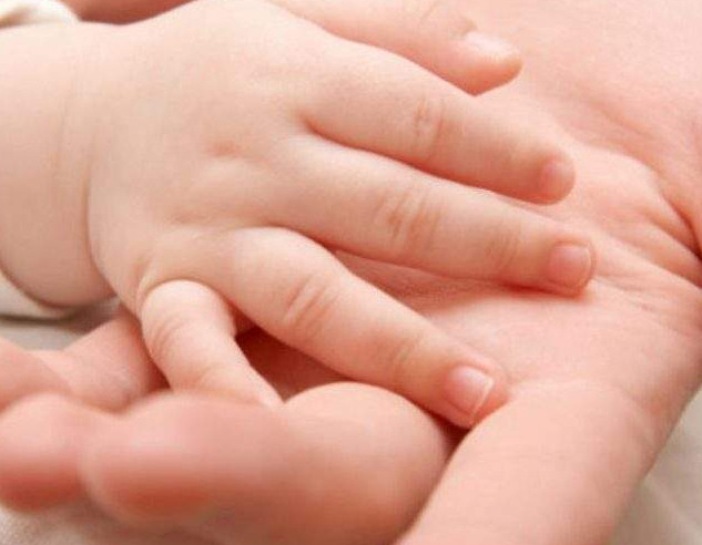 Danas počinje isplata dječijih dodataka i naknada porodiljama na području KS