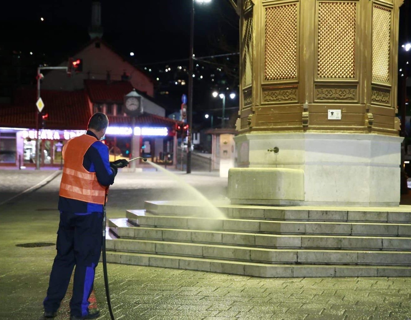 Očišćena i dezinficirana Baščaršija u sklopu mjera Grada Sarajeva