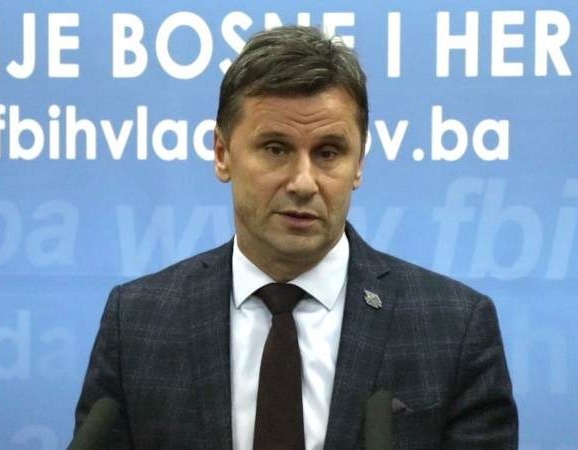 SDA daje punu podršku Novaliću u vezi s postizanjem aranžmana sa MMF-om