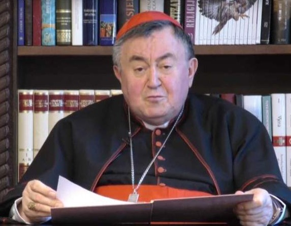 Puljić: Svatko od nas od uskrslog Krista pali svoje osobno svjetlo života