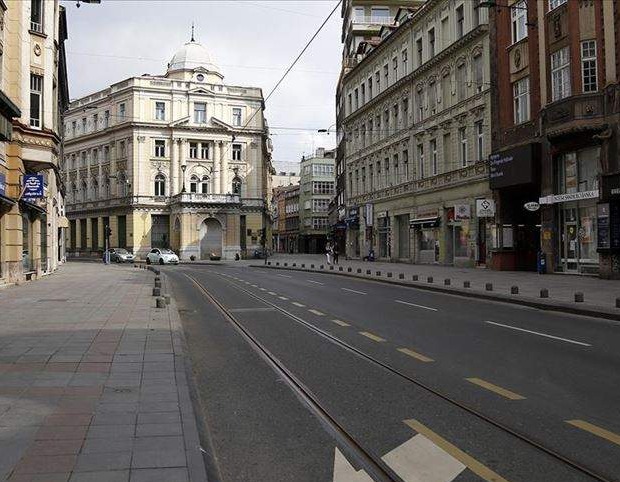 Suh kolovoz, slaba frekvencija vozila