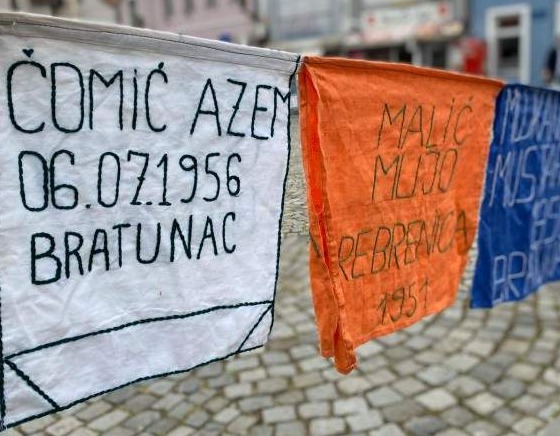 Majke Srebrenice prvi put spriječene izaći na prosvjede u Tuzli
