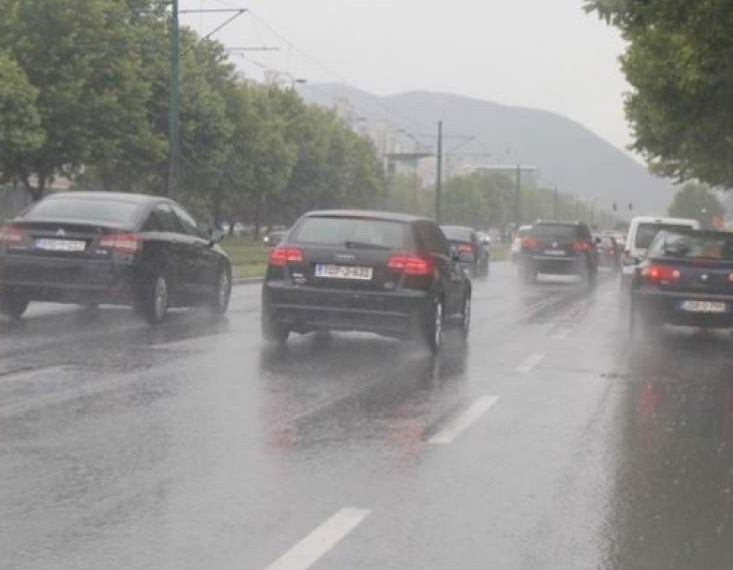 BIHAMK: Ovog jutra zbog kiše mokar kolovoz 