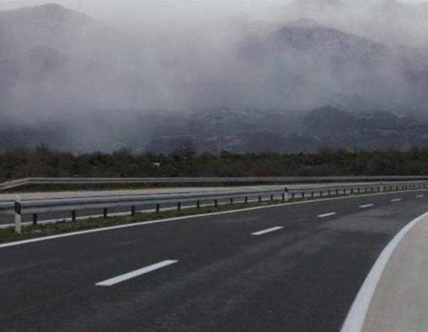 BIHAMK - Upozorenje vozačima na jutarnju maglu i poledicu
