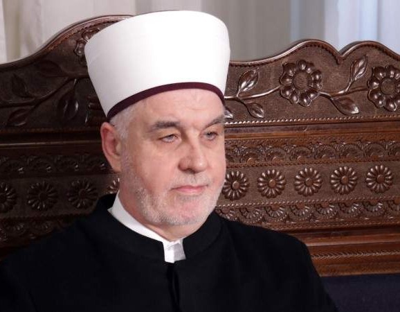 Reis Kavazović u hutbi pozvao imućne muslimane da brinu o radnicima