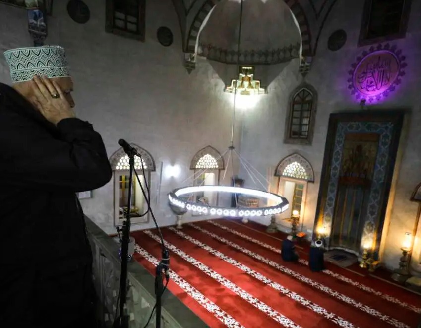 Svjetska unija islamskih učenjaka: Korona nije prepreka za post