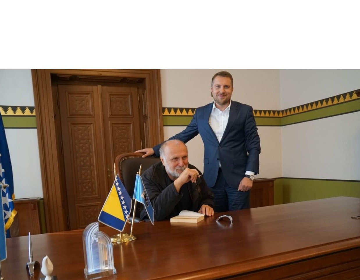 Karahasan: Nervira me moda da se 'današnje Sarajevo' napada u ime nekadašnjeg... To je često dokono brbljanje da se zaradi neki honorar...