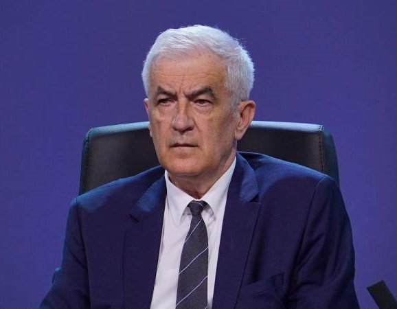 Mandić: Nastavak popuštanja restrikcija, može se očekivati i pokretanje javnog prometa