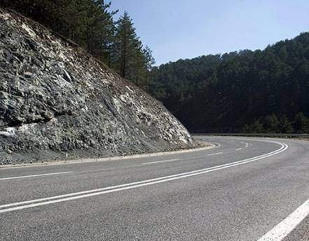 BIHAMK: Pretežno suh kolovoz, slabiji promet vozila