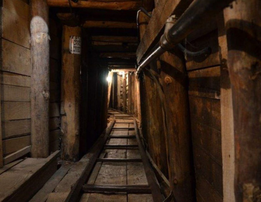 Tužna godišnjica stradanja Sarajlija: Poginuli čekajući da prođu kroz Tunel spasa