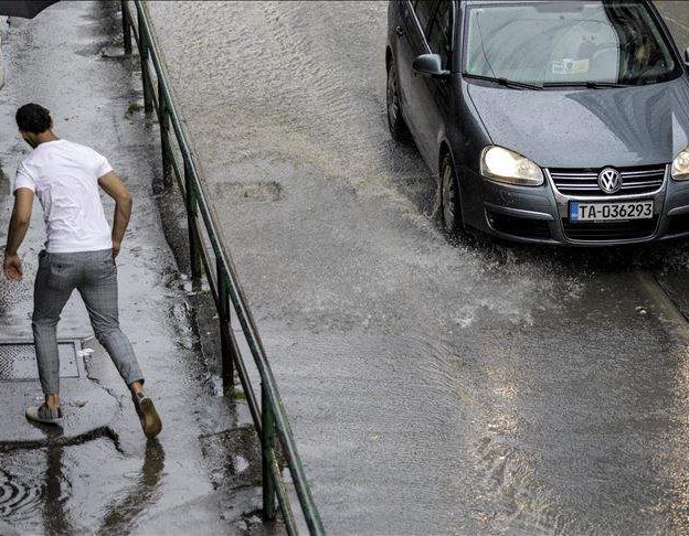 Sarajevo: Nakon nevremena pojedine ulice poplavljene