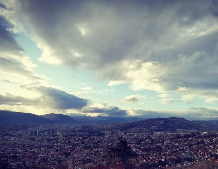 U Sarajevu umjereno do pretežno oblačno vrijeme