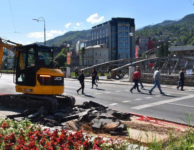 U tijeku radovi na uspostavi zvučne signalizacije i taktilnih staza za slijepe osobe
