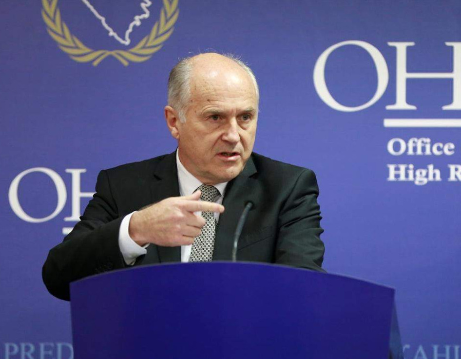 Inzko pozvao političare na donošenje zakona o zabrani negiranja genocida u Srebrenici 