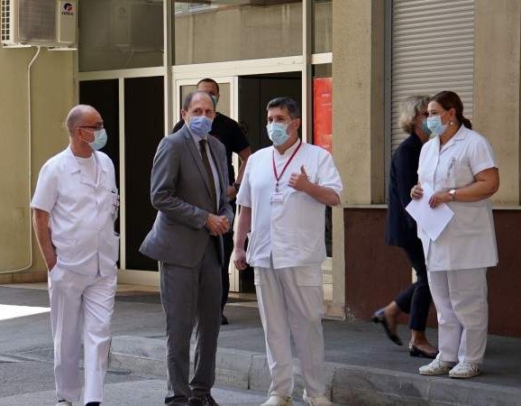 Nenadić posjetio Urgentni centar Opće bolnice: Vlada KS odobrila zaposlenje 47 zdravstvenih djelatnika