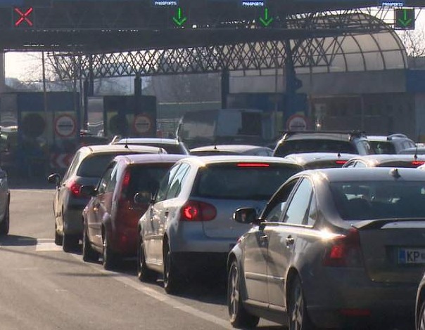Na Doljanima pojačana frekvencija vozila na izlazu iz BiH