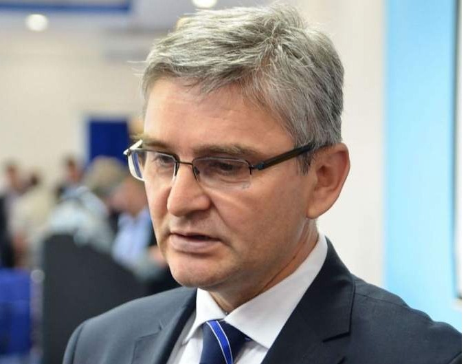 Preminuo federalni ministar za boračka pitanja Salko Bukvarević