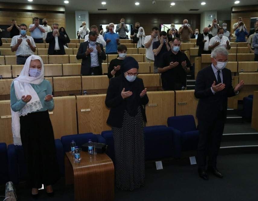 U nazočnosti dužnosnika, prijatelja i članova obitelji održana komemoracija Salki Bukvareviću