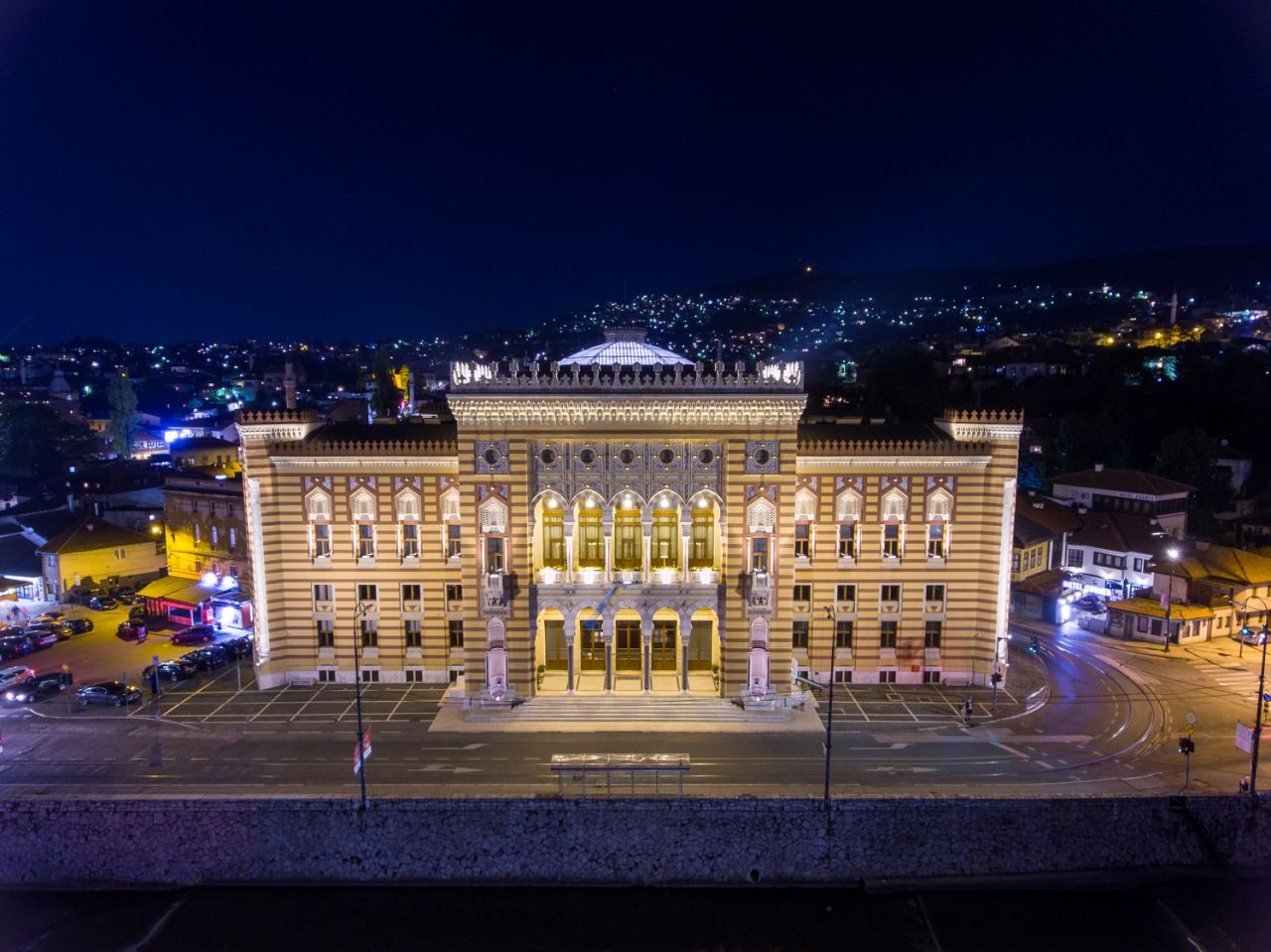 Vijećnica sa novom iluminacijom