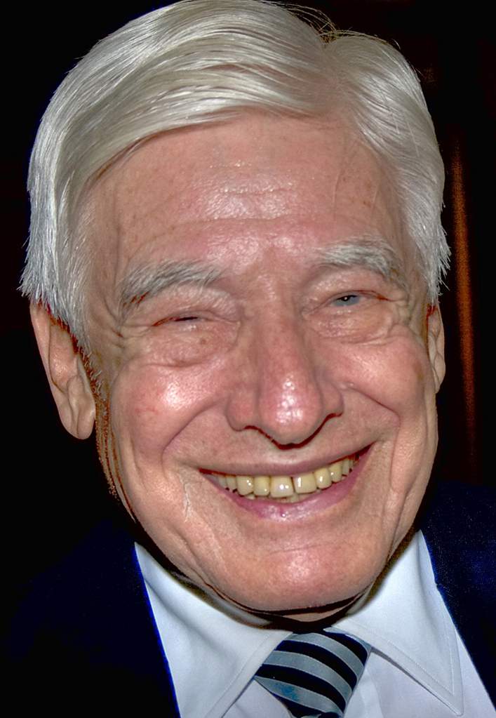 Schwarz-Schilling,_Christian.jpg - Branko Crvenkovski dobitnik priznanja &bdquo;Počasni građanin Grada Sarajeva