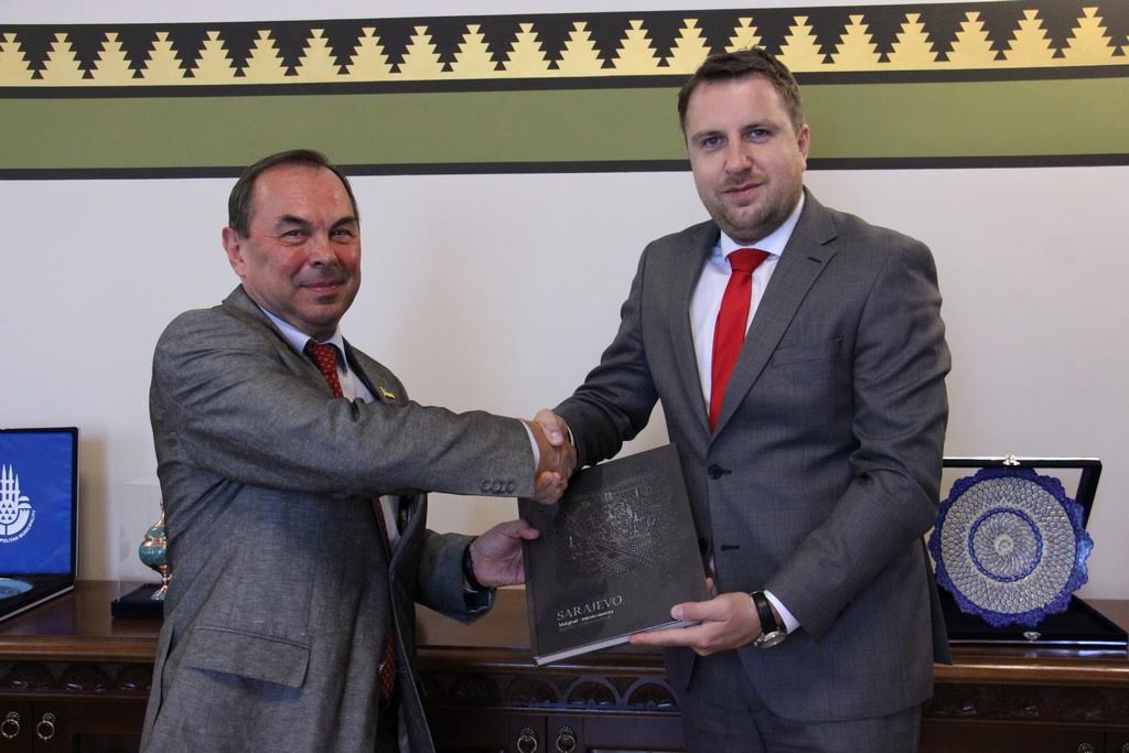 Šef Ureda Ambasade Ukrajine - 101678