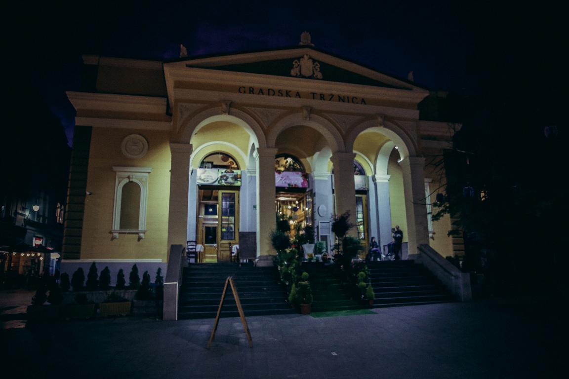 Zasjala Gradska tržnica “Markale”