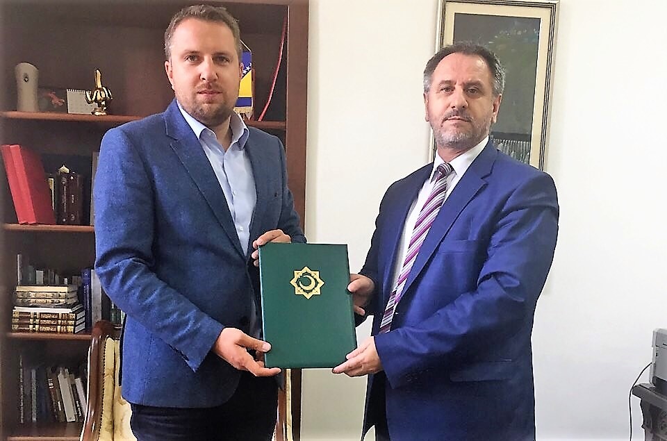 Gradonačelnik Skaka boravio u Moskvi, te po povratku reisu-l-ulemi IZ BiH prenio poziv da posjeti tamošnju islamsku zajednicu