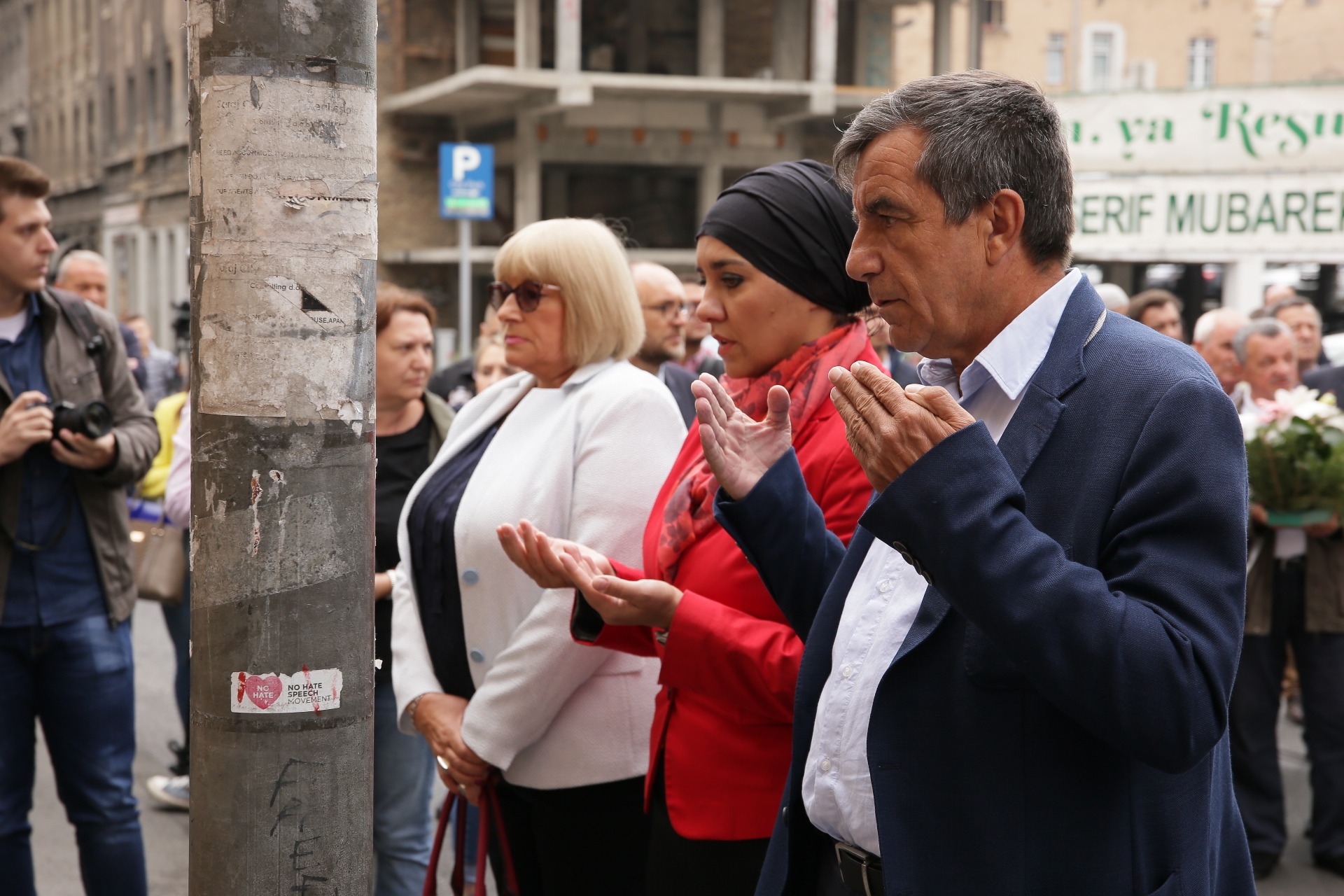 Delegacija Grada, povodom 23. godišnjice, odala počast žrtvama masakra na pijaci Markale