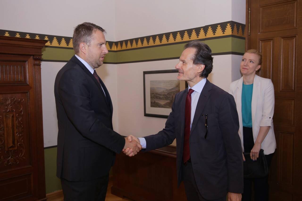 Gradonačelnik Skaka primio u nastupnu posjetu novoimenovanog ambasadora Španije u BiH José María Valdemoro Giméneza